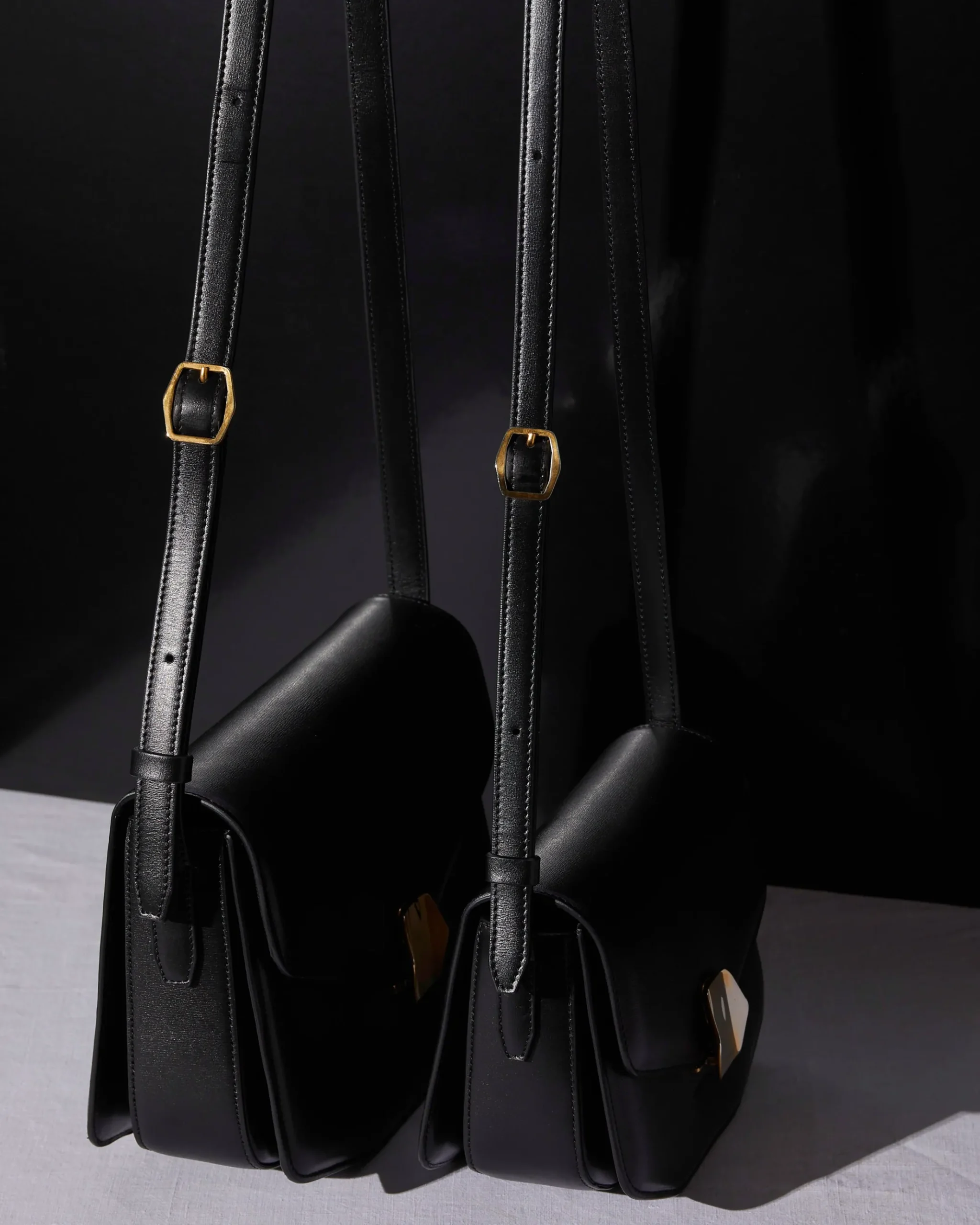 Le petit june bag cuir de veau italien