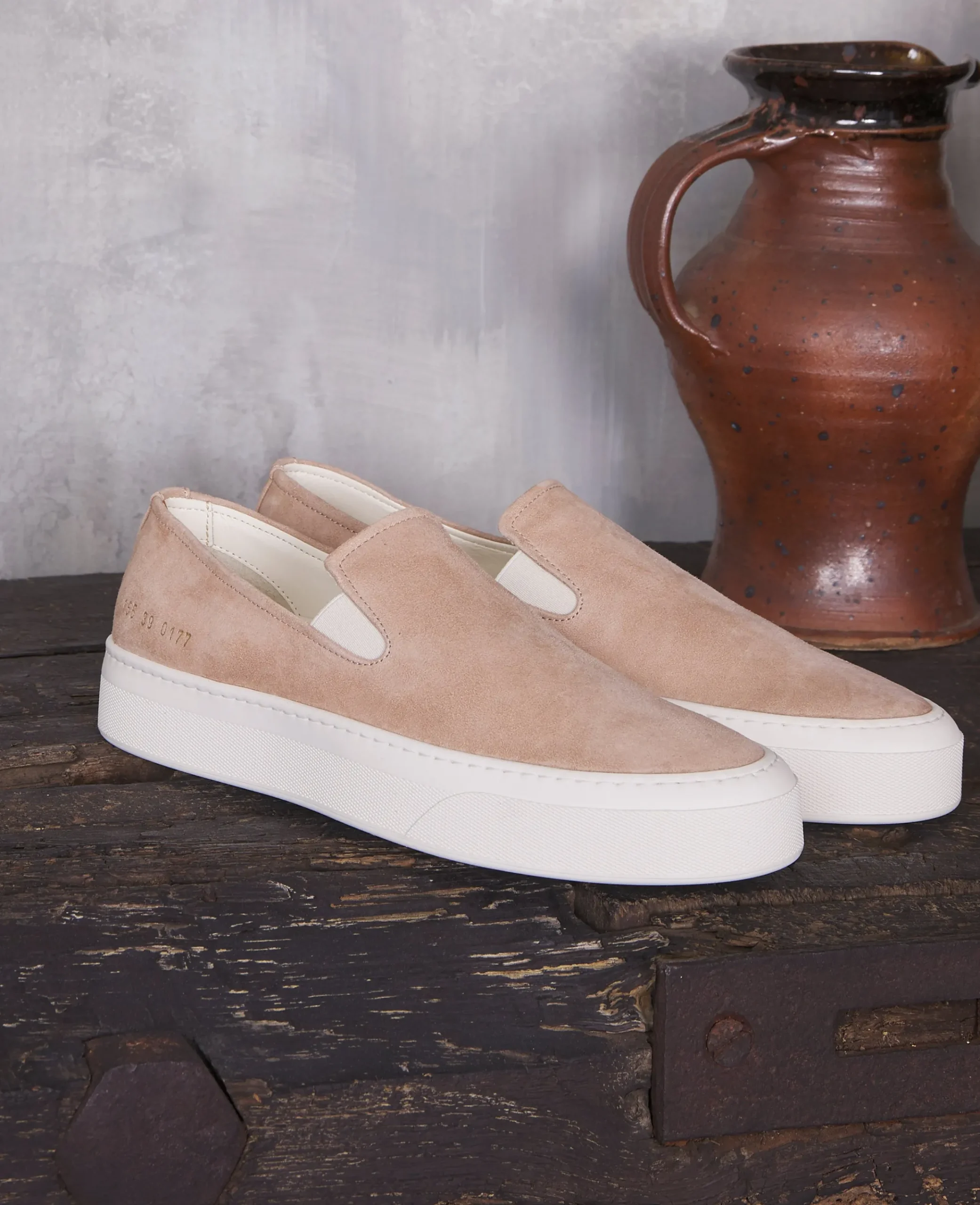 Slip-on common project cuir de veau suédé
